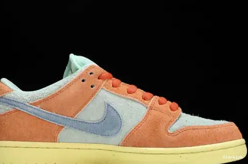 Orange  Emerald Nike Dunk Low  DV5429-800 SB Rise 0630